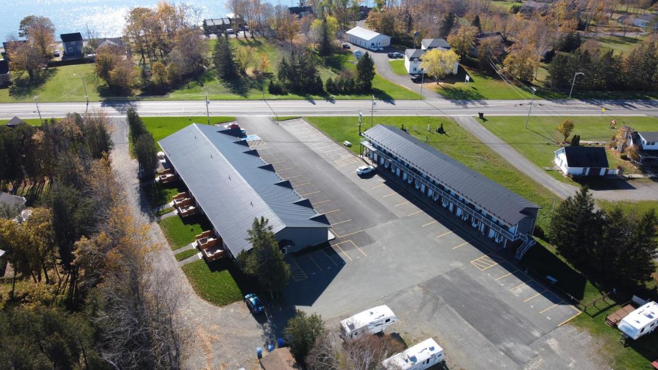 Carleton-sur-Mer Motel L'Abri المظهر الخارجي الصورة